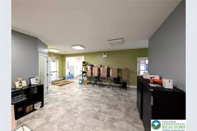 4295 Tilghman #201, South Whitehall Township, PA 18104 - Photo 3