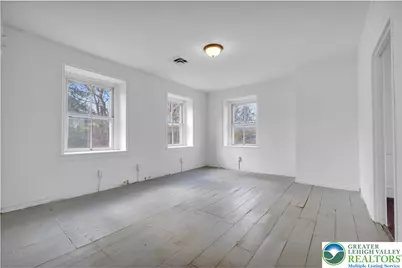 4828 Huckleberry Road, South Whitehall Township, PA 18069 - Photo 27