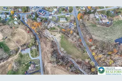 4828 Huckleberry Road, South Whitehall Township, PA 18069 - Photo 17