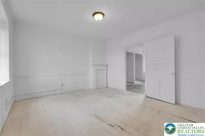 4828 Huckleberry Road, South Whitehall Township, PA 18069 - Photo 21