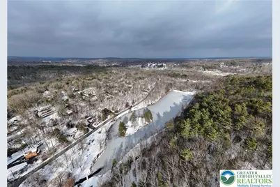 221 Brookdale Drive, Pocono Twp, PA 18321 - Photo 13