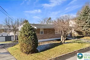 1240 Potomac St, Salisbury, PA 18103 - Photo 3