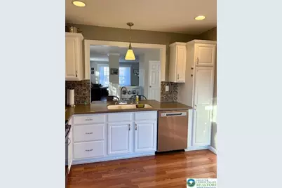 656 Honeysuckle Way, Pennsburg Boro, PA 18073 - Photo 7