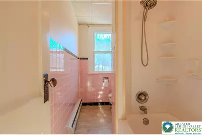 96 E Penn Street, Lenhartsville, PA 19534 - Photo 27