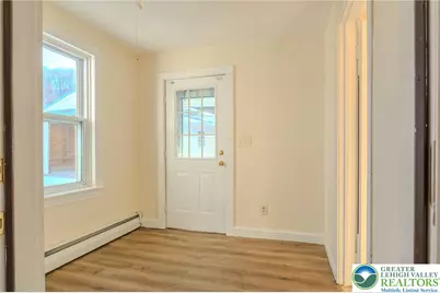 96 E Penn Street, Lenhartsville, PA 19534 - Photo 9