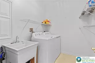 60 Glenmoor Cir N, Palmer Twp, PA 18045 - Photo 29