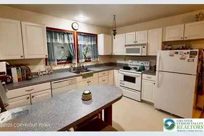 102 Indian Trail, Penn Forrest, PA 18229 - Photo 15