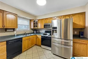 135 High Point Ln, Easton, PA 18042 - Photo 5