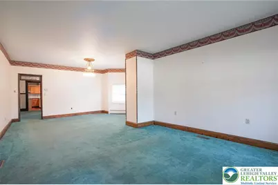 228 W Abbott Street, Lansford Boro, PA 18232 - Photo 9