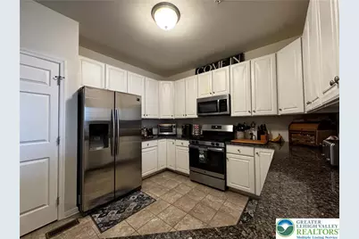 4466 Cottonwood Drive, Lower Nazareth Twp, PA 18064 - Photo 9