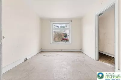 519 Jackson Street, Bethlehem City, PA 18015 - Photo 3