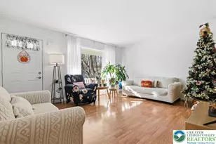 102 Longshore Cir, Smithfield Twp, PA 18302 - Photo 7