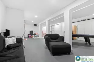 102 Longshore Cir, Smithfield Twp, PA 18302 - Photo 39