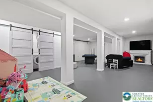 102 Longshore Cir, Smithfield Twp, PA 18302 - Photo 37