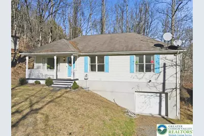 102 Longshore Circle, Smithfield Twp, PA 18302 - Photo 5