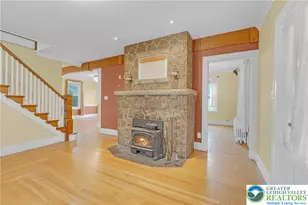 627 Scholl Ave, Bethlehem City, PA 18015 - Photo 3