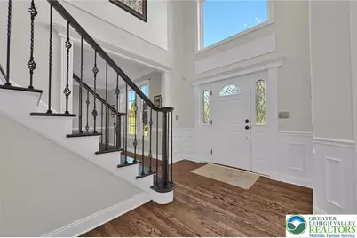 6718 Overlook Court, Upper Macungie Township, PA 18106 - Photo 9