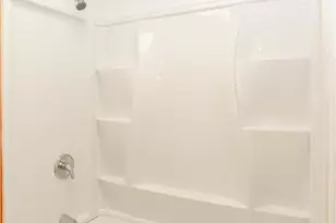 818 Jackson St, Easton, PA 18042 - Photo 9