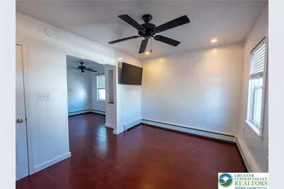 220 W Kleinhans Street, Easton, PA 18042 - Photo 5