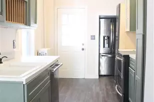 815 Greenleaf St, Allentown City, PA 18102 - Photo 5