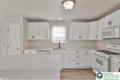 1610 Sculac Road, Bethlehem City, PA 18020 - Photo 21