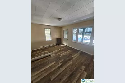 153 W High Street, Nesquehoning Boro, PA 18240 - Photo 9