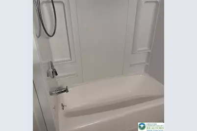 132 N College Street, Allentown, PA 18102 - Photo 9