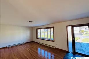 944 E Federal St, Salisbury Township, PA 18103 - Photo 3