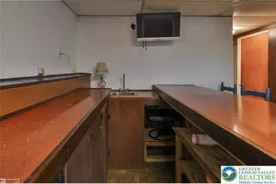 305 Carbon Street, Palmer Twp, PA 18045 - Photo 23