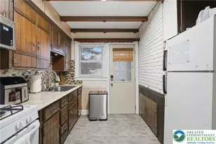 1950 Oxford Dr, Allentown City, PA 18103 - Photo 15