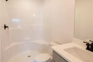 560 Long St, Emmaus Boro, PA 18049 - Photo 11