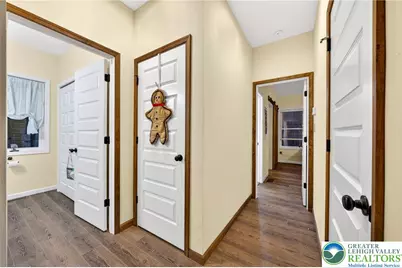 532 Buck Mountain Blvd, Hazle Township, PA 18202 - Photo 37