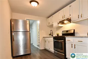 165 W Pine St, Allentown, PA 18102 - Photo 7