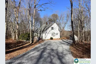 9 Pinoak Drive, Penn Forrest, PA 18229 - Photo 7