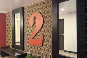 128 N Eighth St, Allentown, PA 18101 - Photo 3