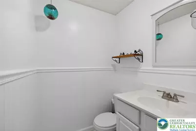 1900 Hokendauqua Avenue, Northampton Boro, PA 18067 - Photo 35