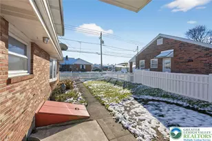 1900 Hokendauqua Ave, Northampton Boro, PA 18067 - Photo 11