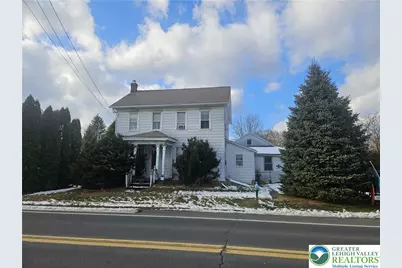 4586 W Mountain View Drive, Lehigh Township, PA 18088 - Photo 1