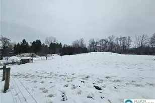 4586 W Mountain View Dr, Lehigh Township, PA 18088 - Photo 19