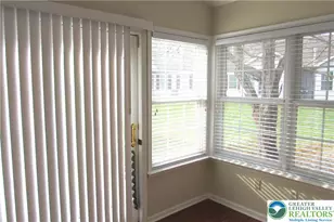 1530 W Harvest Dr, Forks Twp, PA 18045 - Photo 9