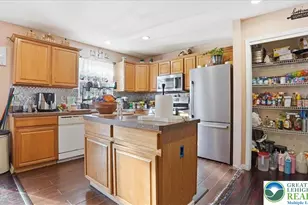 1953 Glendale Ave, Bethlehem City, PA 18018 - Photo 5