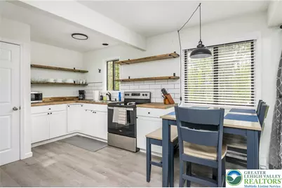 9670 Stony Hollow Drive, Coolbaugh Twp, PA 18466 - Photo 9