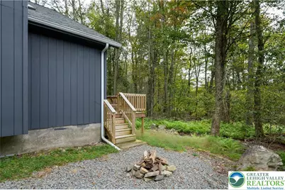 9670 Stony Hollow Drive, Coolbaugh Twp, PA 18466 - Photo 5