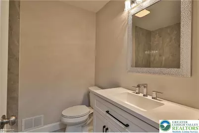 218 N 38th, South Whitehall Twp, PA 18104 - Photo 35