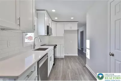 218 N 38th, South Whitehall Twp, PA 18104 - Photo 13