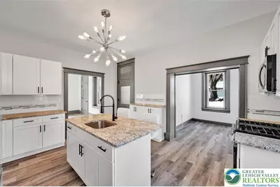 32 N Main Street, Topton Boro, PA 19562 - Photo 15