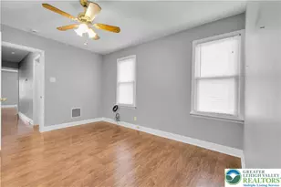 928 Wilkes Barre St, Easton, PA 18042 - Photo 23