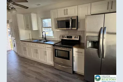 516 Heckman Avenue, Nazareth Boro, PA 18064 - Photo 5