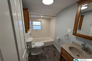 1111 Catasaqua Rd, Whitehall, PA 18052 - Photo 9