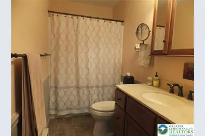 508 Circle Drive, Catasauqua Boro, PA 18032 - Photo 11